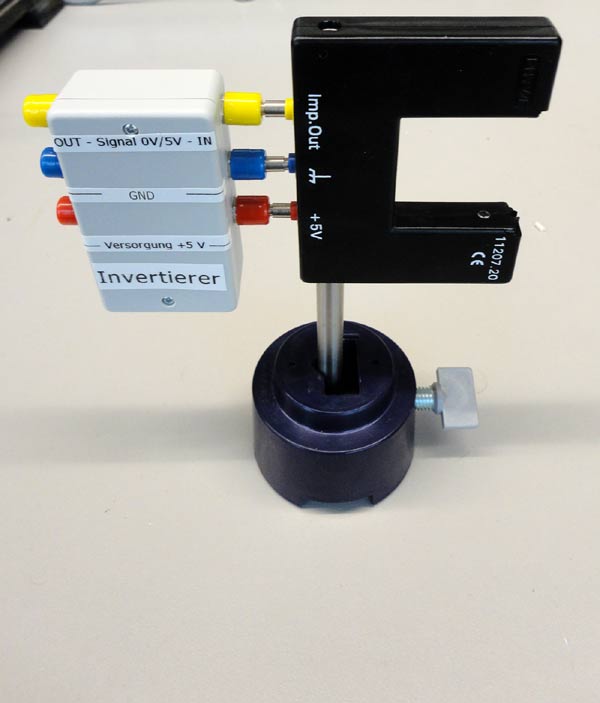 Invertierer für Phywe-Lichtschranke